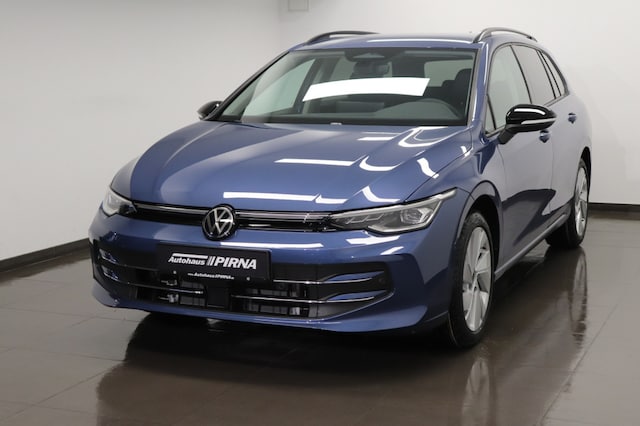 Volkswagen Golf 1.5 eTSI DSG Variant