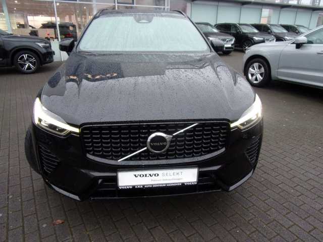 Volvo XC60 AWD Dark Plus