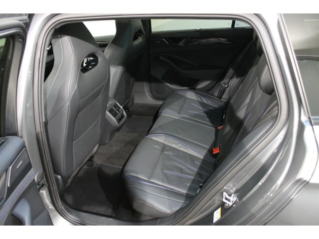 Volkswagen Passat DSG R-Line eHybrid