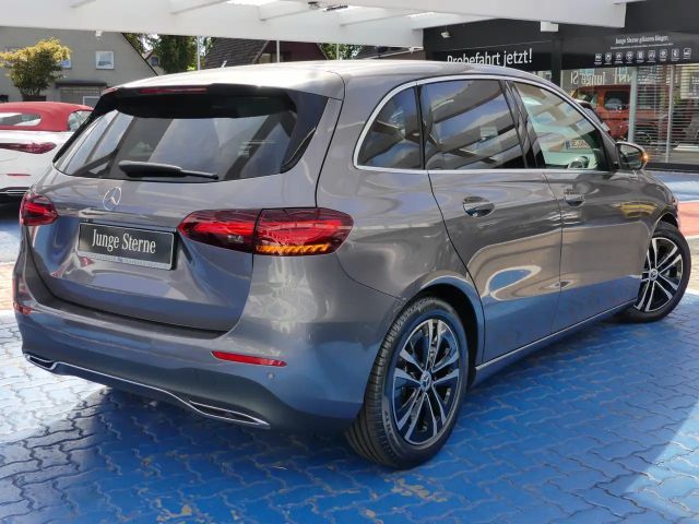 Mercedes-Benz B 200 Progressive
