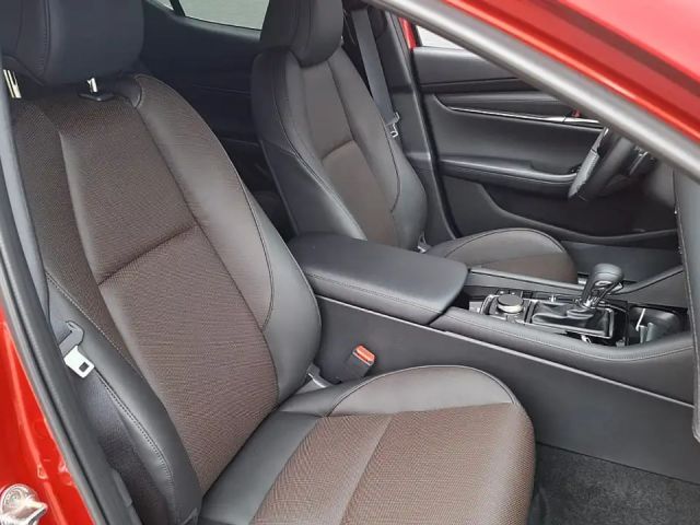 Mazda 3 SkyActiv Takumi e-Skyactiv