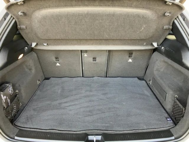 Mercedes-Benz B 220 4MATIC Progressive Sedan