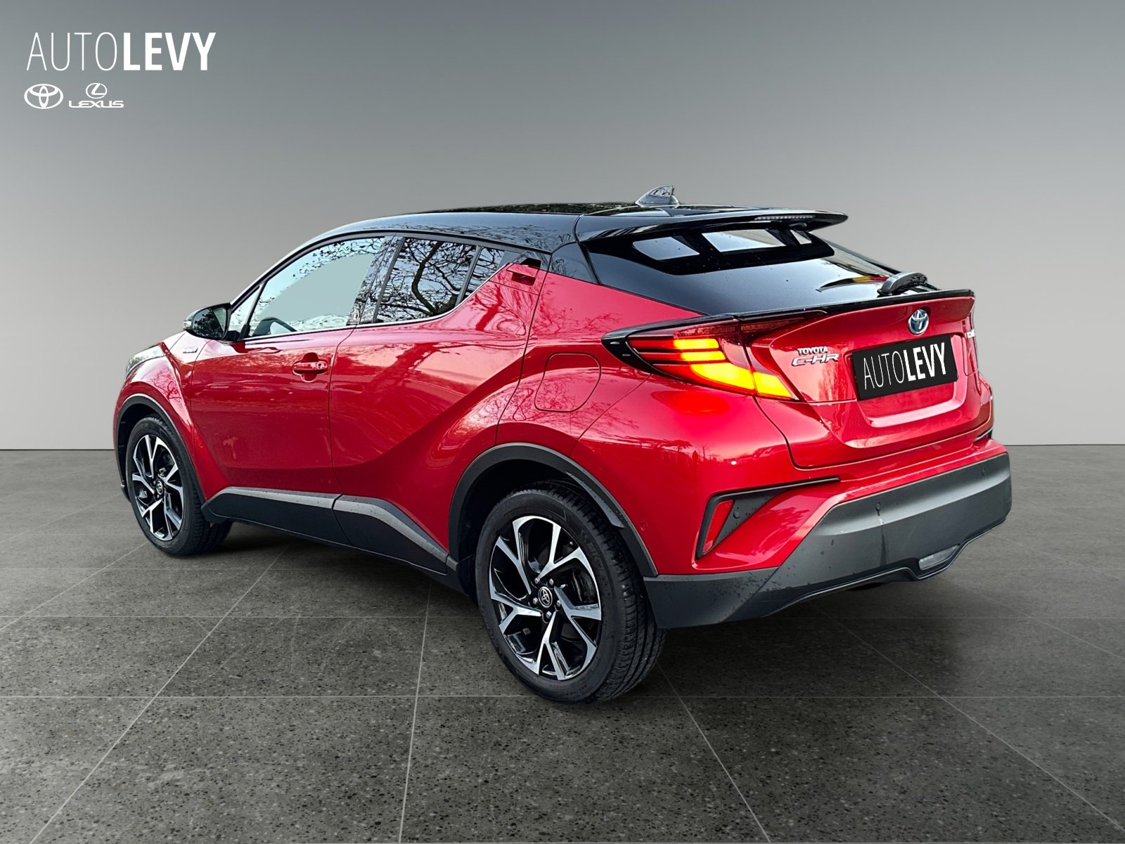 Toyota C-HR 5-deurs Plus