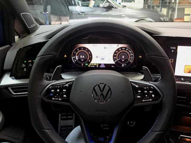 Volkswagen Golf 2.0 TSI