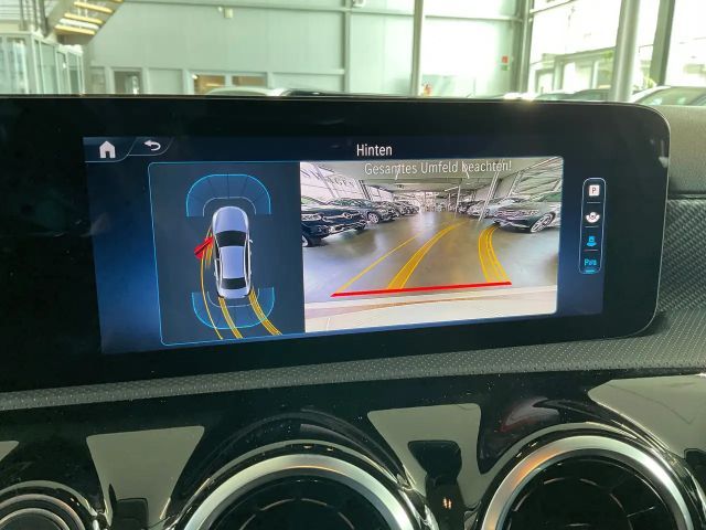 Mercedes-Benz A 200 Progressive