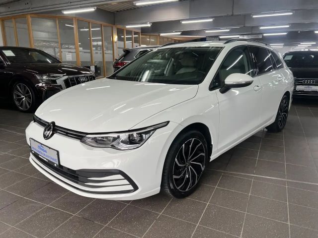 Volkswagen Golf 2.0 TDI Golf VIII Life Variant