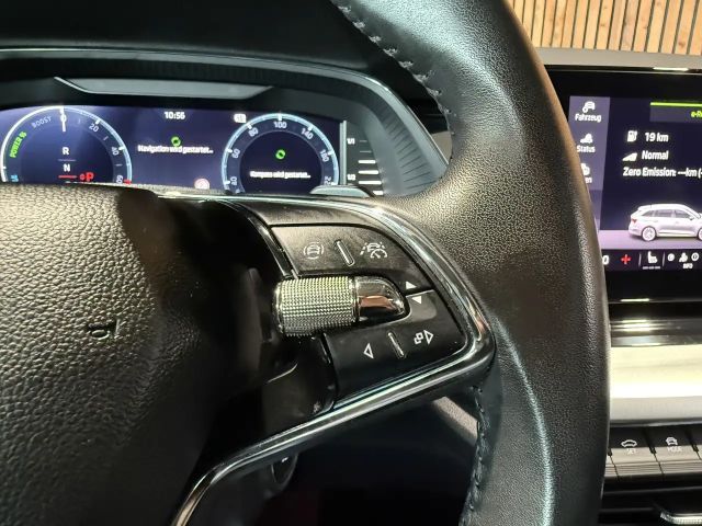 Skoda Octavia Combi iV