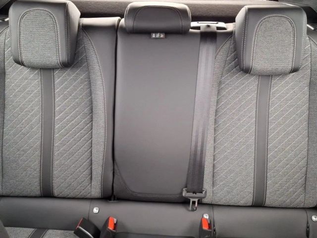 Peugeot 2008 Allure Pack EAT8 PureTech