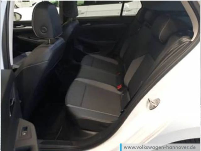 Volkswagen Golf 1.5 TSI Golf VIII