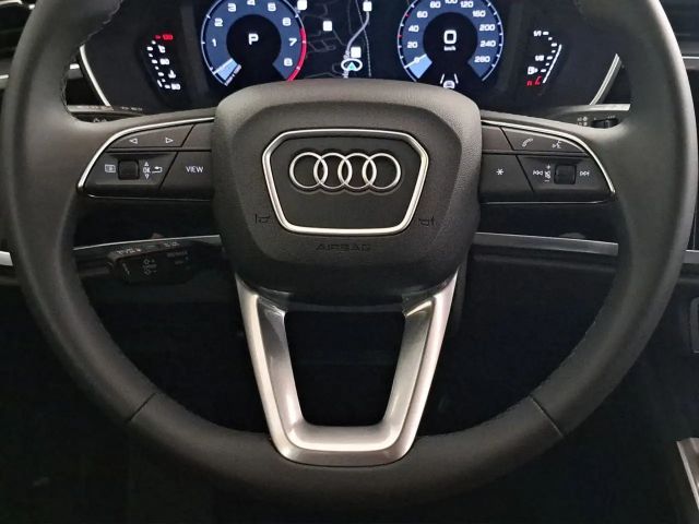Audi Q3 35 TFSI S-Line S-Tronic