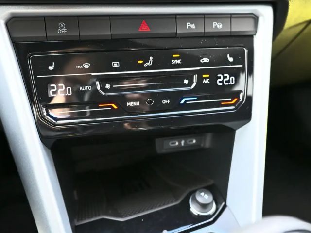 Volkswagen T-Roc 1.0 TSI Plus