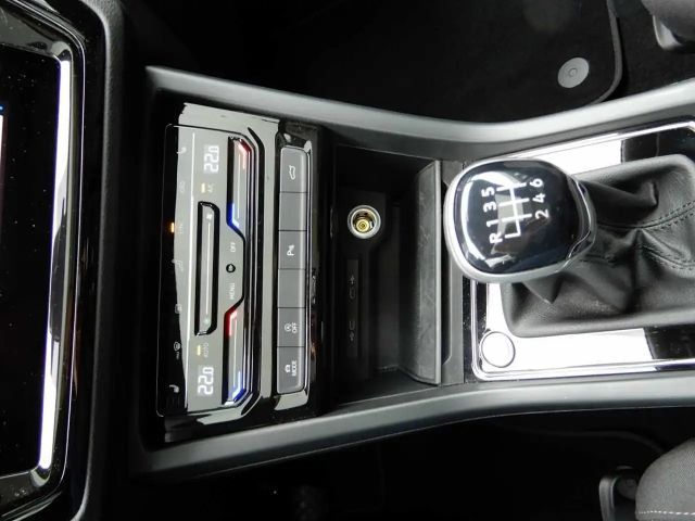 Volkswagen Touran 1.5 TSI Highline