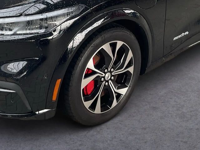 Ford Mustang Mach-E AWD Premium