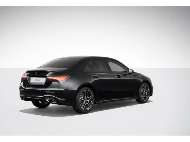 Mercedes-Benz A 180 AMG Line