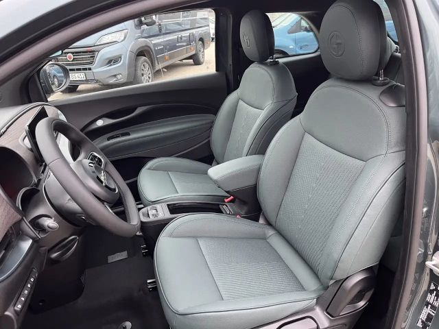 Fiat 500e Elektro Giorgio Armani Collector's Edition