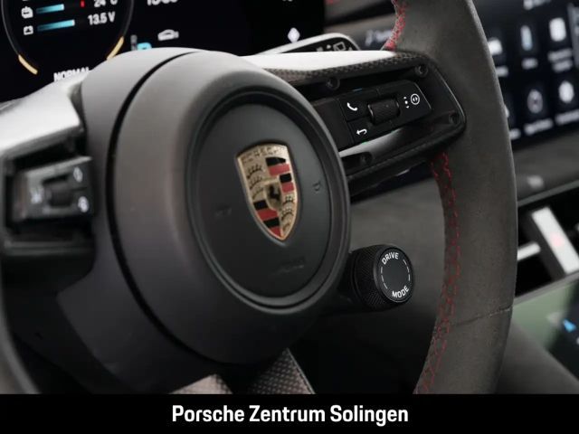 Porsche Taycan GTS Sport Turismo