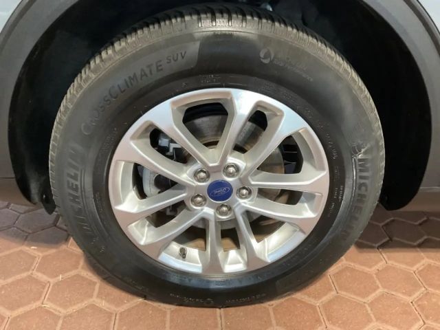 Ford Kuga Plug in Hybrid Titanium