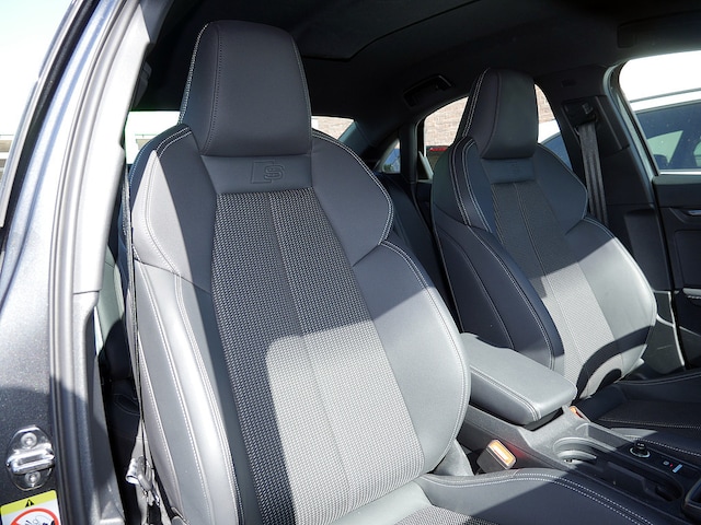 Audi S3 Quattro S-Tronic Sedan