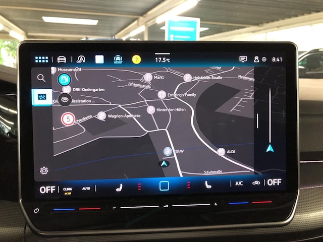 Volkswagen Golf 1.5 eTSI DSG Variant