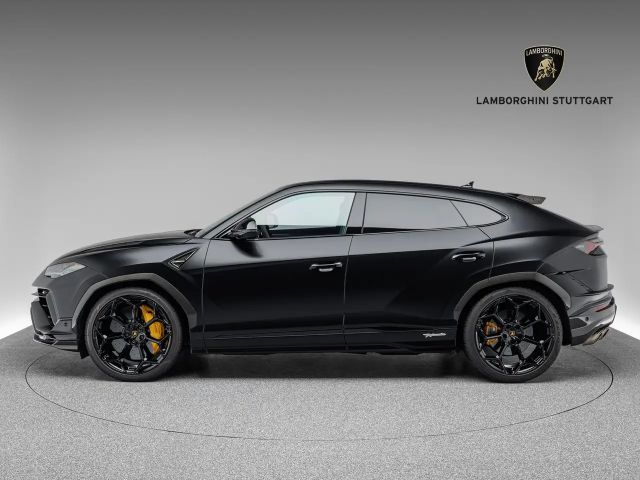Lamborghini Urus Performante