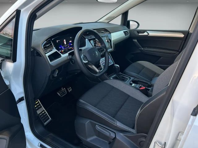 Volkswagen Touran 1.5 TSI