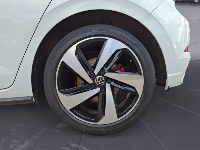 Volkswagen Polo 2.0 TSI DSG GTI