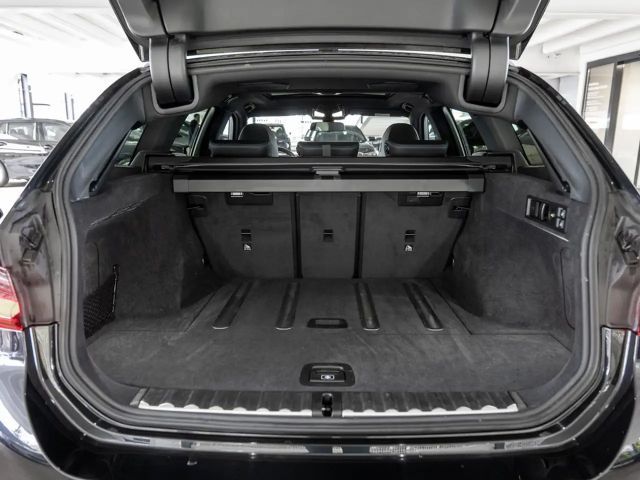 BMW 320 320d M-Sport Touring xDrive