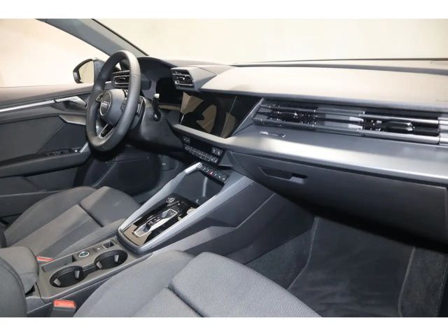 Audi A3 35 TDI S-Line Sedan Sportback