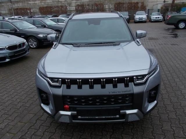 SsangYong Torres Quarz LED Navi Teilleder Alu18" Sitzheiz.