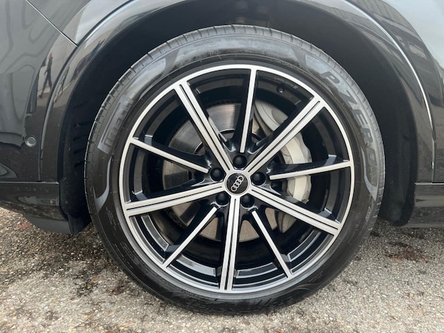 Audi Q7 55 TFSI Hybride Quattro