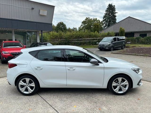 Seat Leon 1.5 eTSI DSG FR-lijn