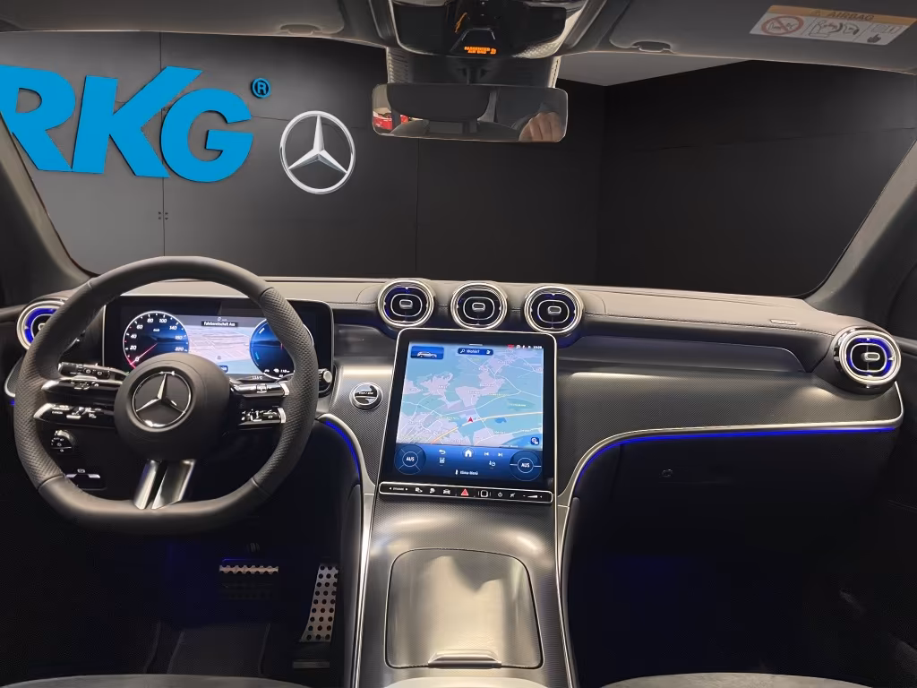 Mercedes-Benz GLC 300 4MATIC AMG Line