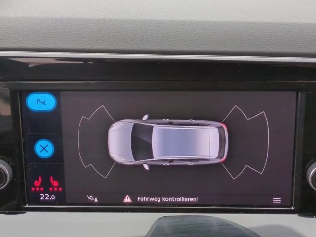 Volkswagen Golf 1.0 TSI Life Variant
