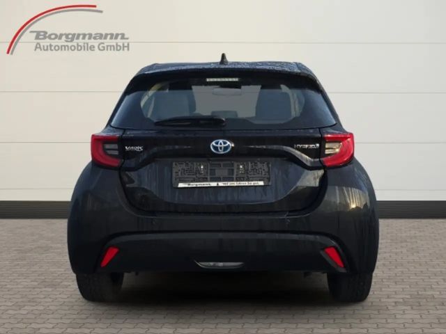 Toyota Yaris Hatchback Hybride Team D