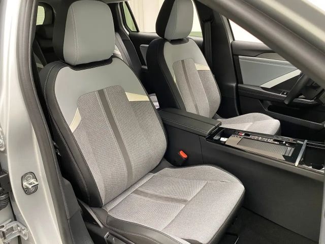 Opel Astra Business Elegance Sports Tourer