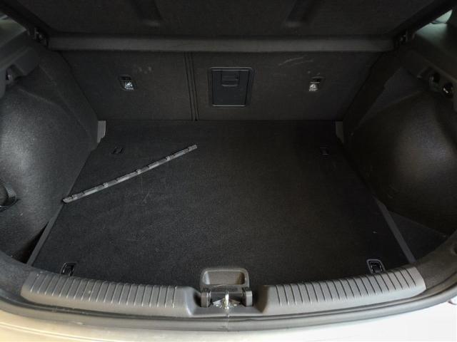 Hyundai i30 Advantage Hybrid T-GDi