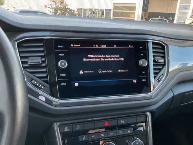 Volkswagen T-Roc 1.5 TSI DSG R-Line