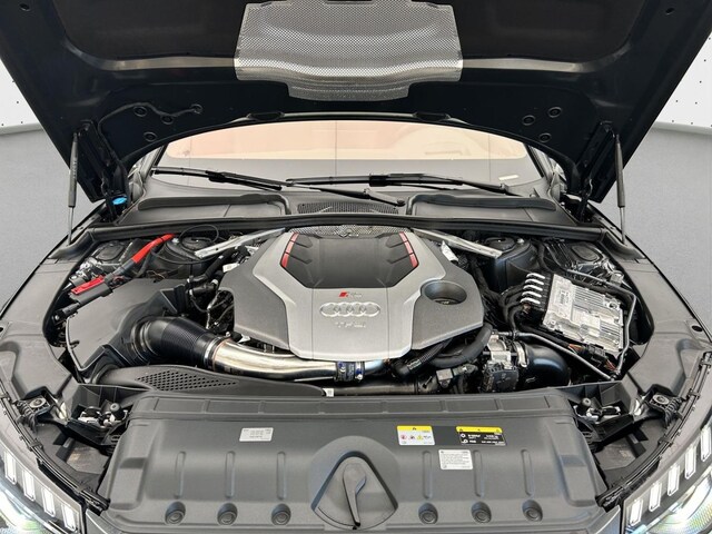 Audi RS4 Avant Quattro