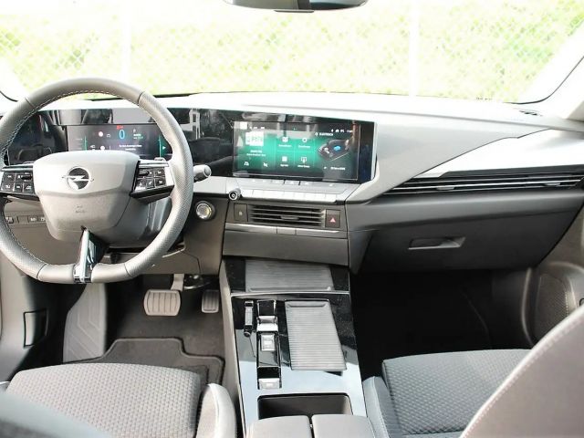 Opel Astra Hybrid Innovation