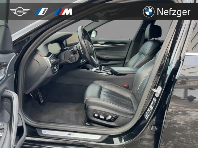 BMW 540 540d M-Sport Touring xDrive