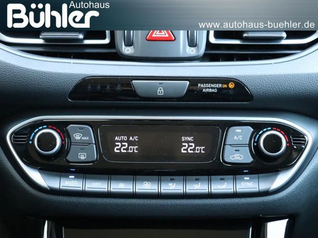 Hyundai i30 Hybrid T-GDi Trend