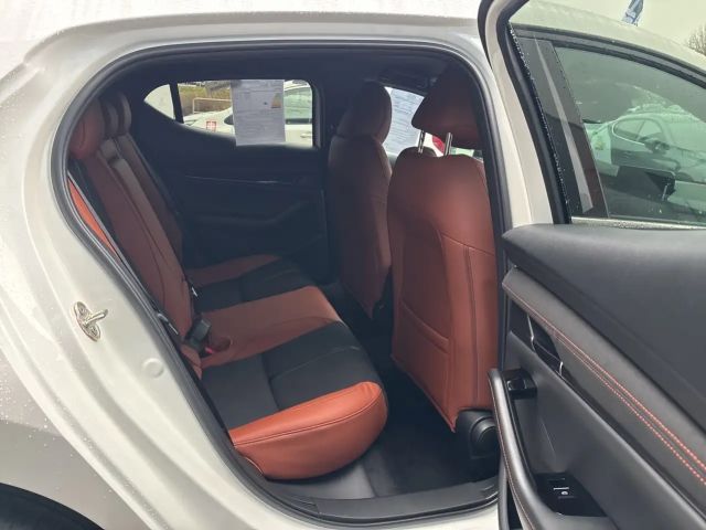 Mazda 3 Nagisa 140 Automatik Metallic