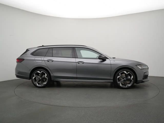 Skoda Superb Combi Sportline iV