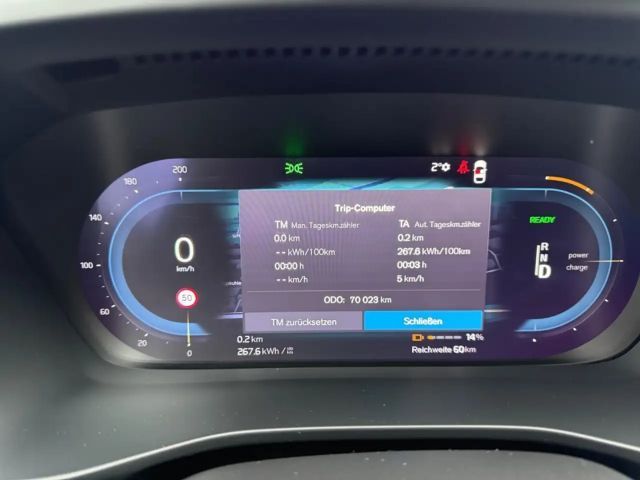 Volvo C40 AWD Plus Recharge Twin Engine