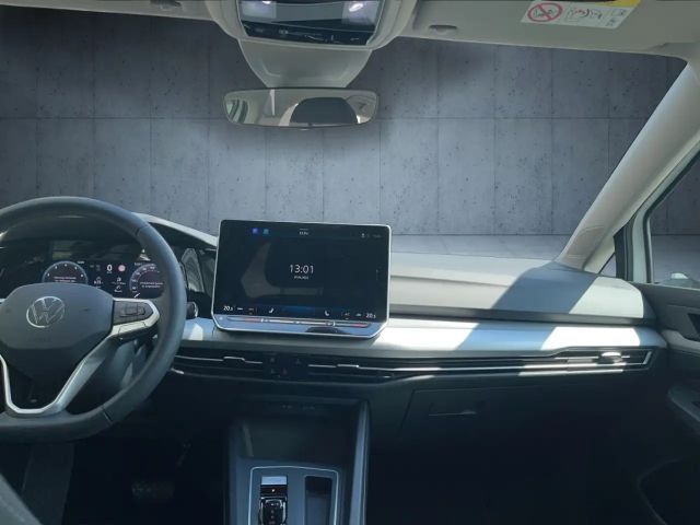 Volkswagen Golf 1.5 TSI DSG Life Variant