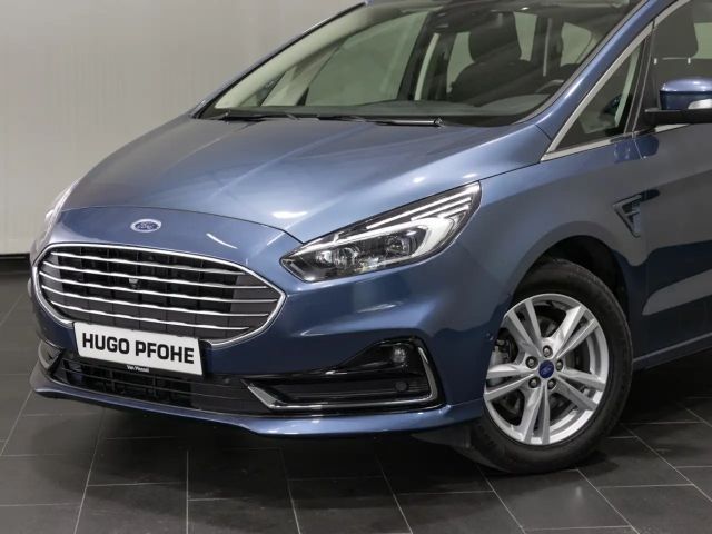 Ford S-Max Titanium