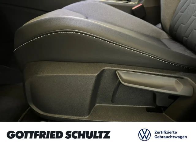 Volkswagen Golf 1.5 eTSI DSG Golf VIII Variant