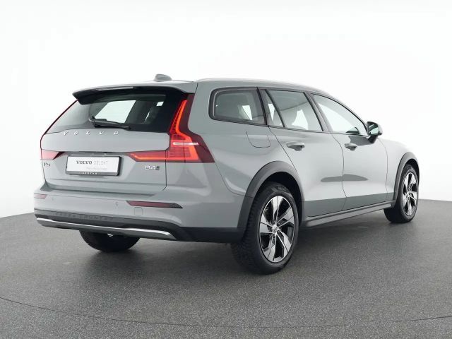 Volvo V60 AWD Plus