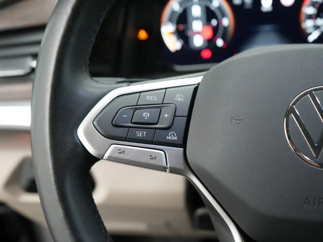 Volkswagen Multivan Style T7