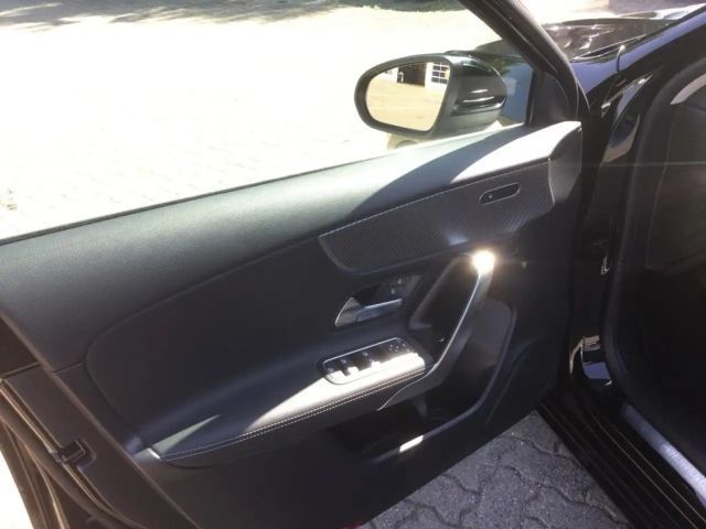 Mercedes-Benz A 180 Progressive